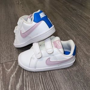 Toddler Nike shoes